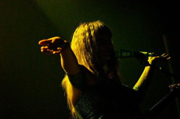 Frankie Rose 04
