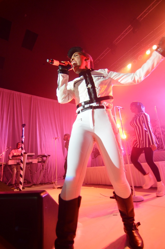 janelle monae skyway theater 19
