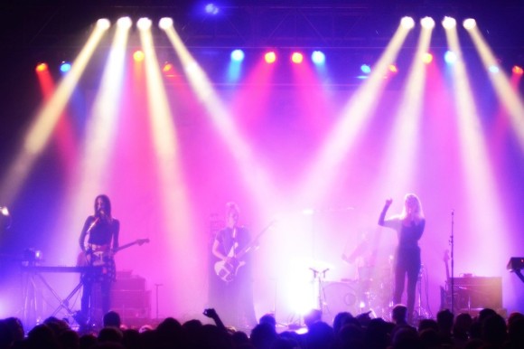 warpaint first avenue 8