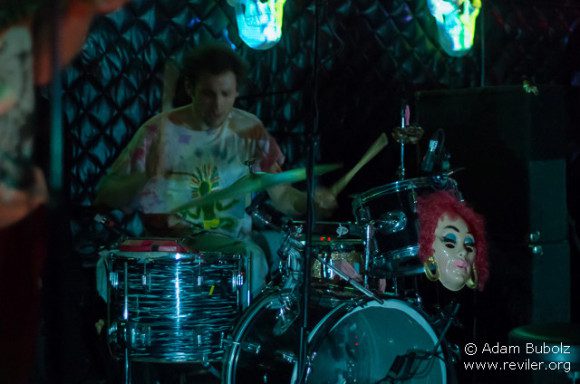 Avey Tares Slasher Flicks 05