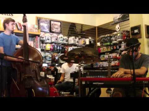 Live Videos: S. Carey at Electric Fetus 4